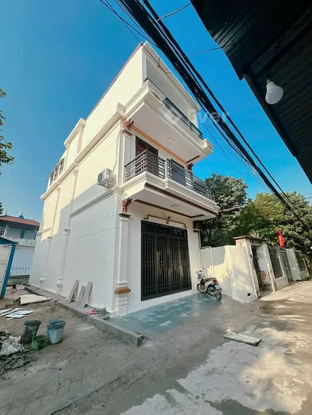 Anh trai em b,án nhà 3 tầng đẹp mới tinhKhu 6A Nông Trang, đất lõi trung tâm xung quanh