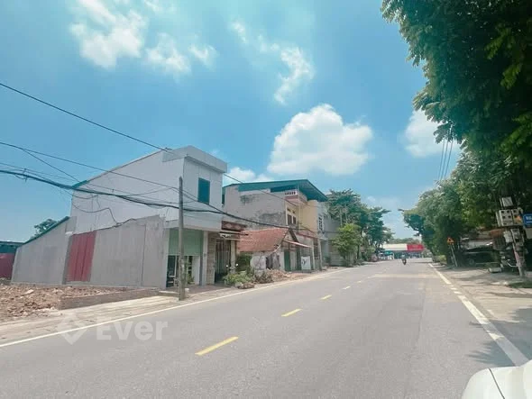 Bán đất mặt đường Nguyệt Cư, kinh doanh quá đẹp
Em có 3 ô liền kề dt 86 - 91m2 full thổ cư mặt 4,5m - Thỏa thuận - 91m²