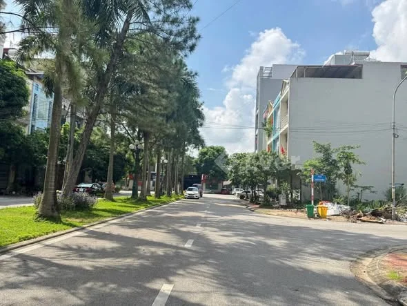 Bán lô đất đẹp không lỗi đường Nguyễn Tự Cường - YNA - P. Kinh Bắc - Bắc Ninh