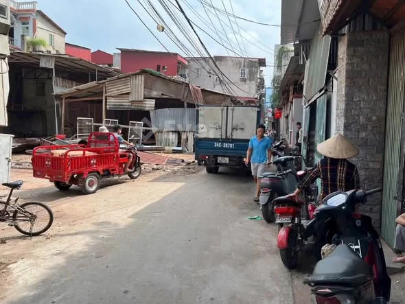 B.ÁN LÔ ĐẤT ĐẸP ĐƯỜNG Ô TÔ – MAI ĐỘNG - PHÙ KHÊ- Diện tích: 73m- Mặt tiền 3.85m nở hậu