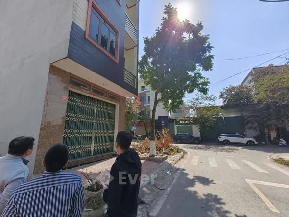 CHÍNH CHỦ GỬI BÁN CĂN NHÀ 3 TẦNG - XẾCH VALI VỀ Ở – KĐT PHÚ ĐIỀN, HƯƠNG MẠC, TỪ SƠN