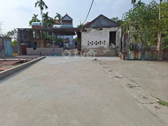 Chỉ 1 tỷ xxx – Sở hữu ngay ! Lô đất =>> DT:94 m2. MT= Hậu: 7m hơn ( vuông vắn ) Sổ Hồng