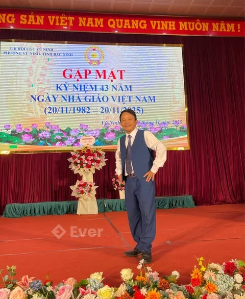 Tôi Cần Bán Gấp 1 Lô Đất tặng 1 căn nhà cấp 4 đẹp, ở tại khu giãn dân, khu Xuân Ổ A, P. Võ Cường