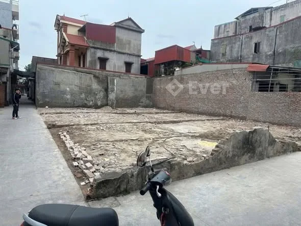 Lô đồng xép giáp bất lự( hoàn sơn tiên du Bắc Ninh)Thuận tiện giao thông nằm trong kcn Tiên Sơn