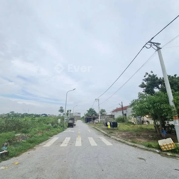 Bán nhanh lô đất Khắc Niệm 2 . Dãy L9 TP Bắc Ninh. Dt 87m2 Mt 6m Hướng ĐB