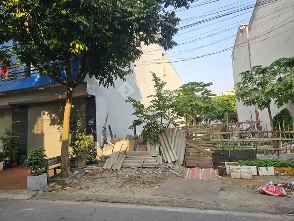 Bán đất trục chính Đường Hồ Đắc Di Bò Sơn Cao Nguyên Diện Tích 72 m, MT 4,8 m, Hướng Tây Nam - Thỏa thuận - 72m²