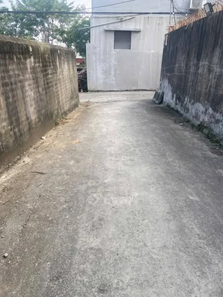 Bán nhà C4 - Đại Phúc - Bắc Ninh Đường xe máy, cách chợ 500m.