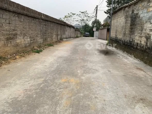 Cần thanh khoản vị trí thuộc đất danh thắng cũ ,hiệp hòa. gần quốc lộ 37B mới- gần Tl 295