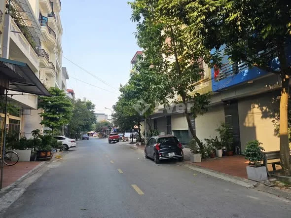 BÁN ĐẤT ĐƯỜNG BÒ SƠN SAU HOÀN MỸ TRỤC CHÍNH HỒ ĐẮC DI