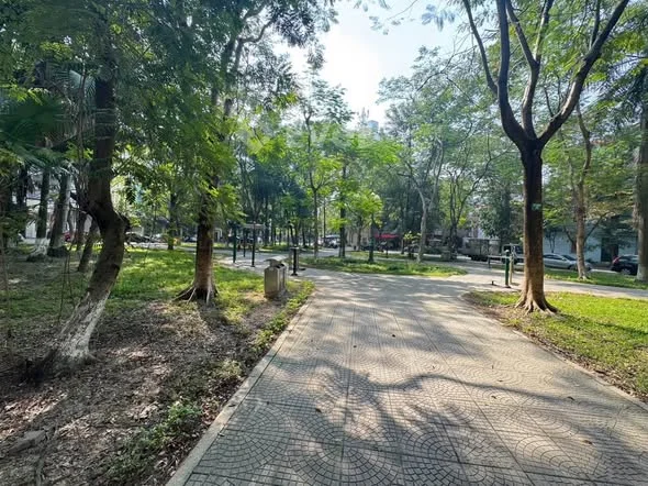 Bán căn nhà view vườn hoa khu Hồ Ngọc Lân -P. Kinh Bắc -Bắc Ninh