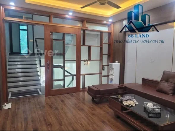 Em Bán nhà 3 tầng, khu dân cư số 2, TP Bắc Giang Vị trí trung tâm, gần công viện