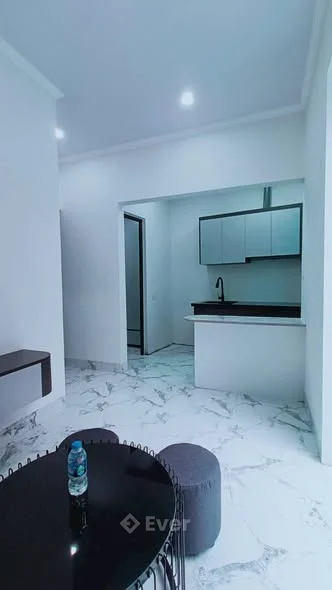 Em bán nhà thị Cầu sau trường học dt 79.3 m2 + mt 4 .66 m giá 2.x tỷ