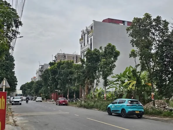 Pán Lô GÓC NGUYỄN QUYỀN & LÊ THÁNH TÔNG thuộc dự án ĐẠI HOÀNG LONG- TP Bắc Ninh. Giá 2 x tỷ