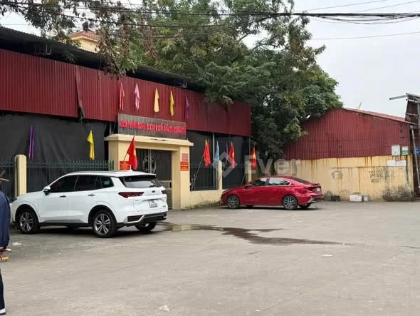 HÀNG MỚI – VỊ TRÍ ĐẸP NGAY SÁT CHỢ ĐỒNG HƯƠNGSân kho – Nhà văn hóa Đồng Hương, P. Phù Khê