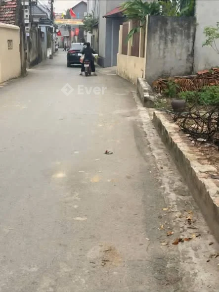 Em có lô đất ở Văn Giàng, Tân Tiến, Bắc Giang cũ nay thuộc Bắc Ninh.