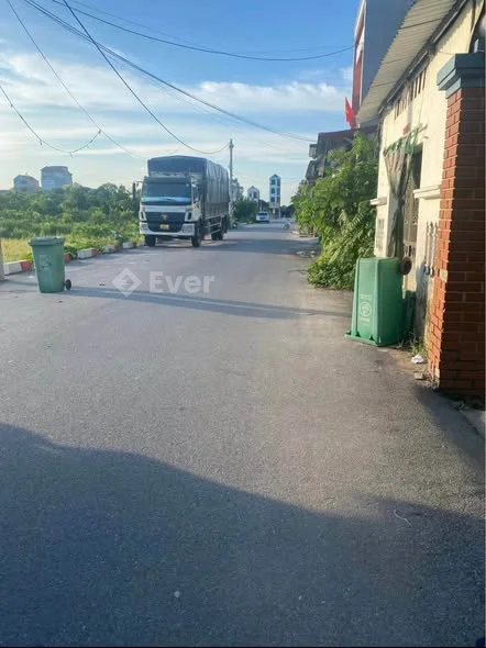 cc cần bán lô 104mxuân lê .xuân lâm.tx thuận thành.bnđường 3 ô tô tránh.sẵn xưởng hơn 100m.