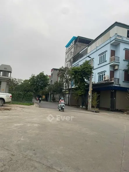 Cần bán lô đất rộng làn 2 quốc lộ 38 phố Ba Huyện Khắc Niệm đường oto