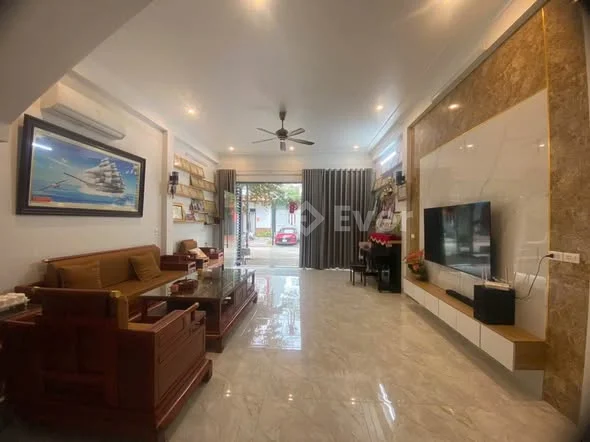 Cần #BÁN_NHÀ đường #NGUYÊN_HỒNG Chính chủ cần bán nhà 2 tầng kdcs1 đường Nguyên Hồng tp bắc Giang