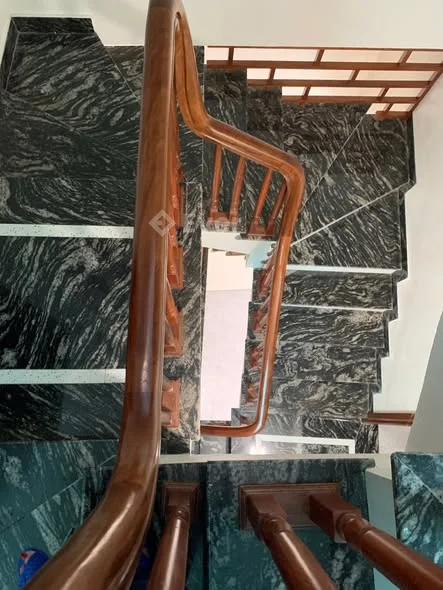 BÁN NHÀ LÔ GÓC 4 TẦNG – QUANG TRUNGNgõ ô tô thông, dân trí cao~40m²