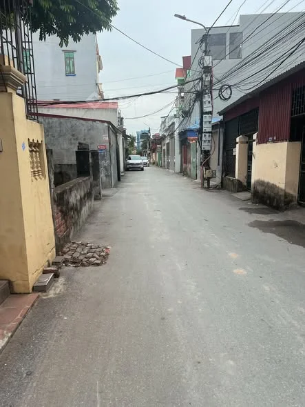 E việt thấy các lô tdcm an tảo toàn 68-75 tr1m mà dân rất thưa ,e thấy lô này hợp lý dân ở san sát