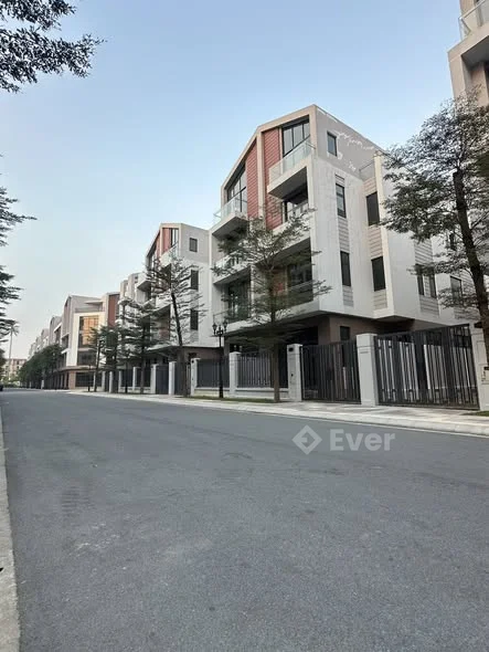 Chính chủ cần bán biệt thự Ánh Dương 120m2 rẻ nhất VINHOMES Ocean Park 3