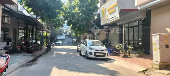 Chính chủ gửi bán một lô ở khu đô thị Phúc Thành 1Đối diện quán Karaoke Ngọc Hà Diện tích 67,5m2