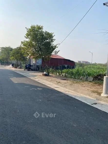 DCM Đông Chiểu, Liên Phương, tp HY. ( Nay là phường Phố Hiến, HY) ****