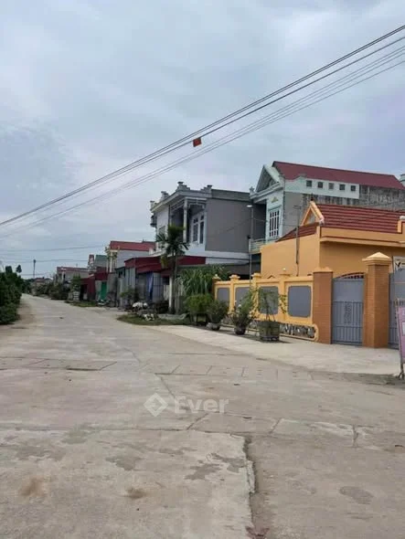 Mình có lô đất đấu giá tại Hồng Bạch Đông hưng lô khe thoáng