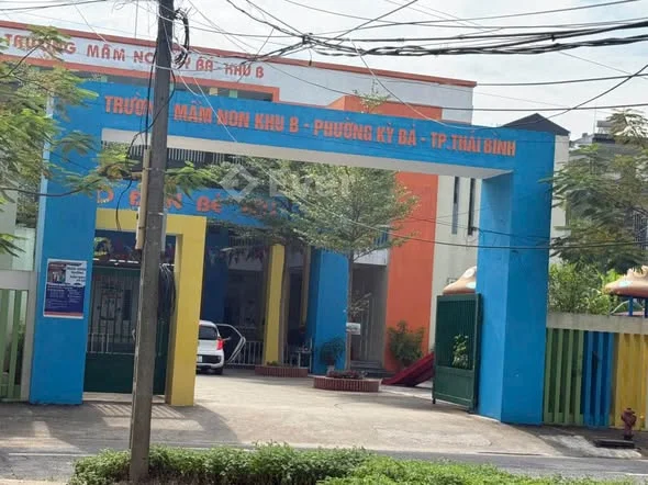 Trung tâm thành phố Thái Bình tìm đâu ra được lô đất vừa kinh doanh được vừa rẻ đẹp như thế này