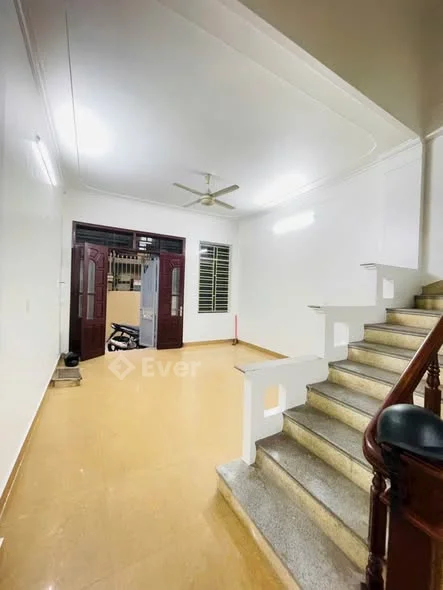 Cho thuê Nhà ở Lâu Dài Cho thuê cả nhà 3 Tầng Phường Bồ Xuyên, thành phố Thái Bình