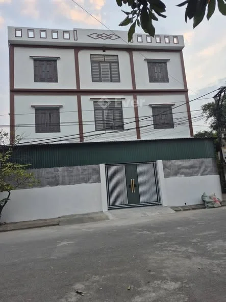 chính chủ gửi bán nhà đẹp lô góc tiền phong P. Thái Bình mới vị trí đẹp ô tô đỗ cửa