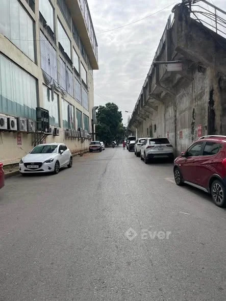 Bán nhà 2 tầng dân xây kiên cố, nhà còn sử dụng tốt mặt đường tô vĩnh diện - Mặt 5,2m dt 80,2m2 hướ