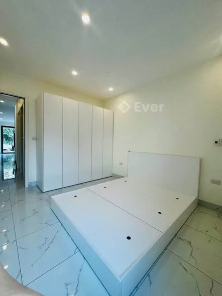 Bán nhà 2 tầng mới xây thiết kế hiện đại full nội thất dọn về ở luôn. •Diện tích 61m2