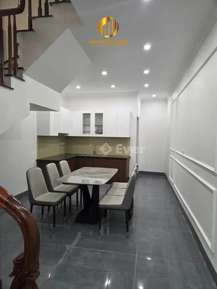 Chì việc về ở tiện ích xung quanh trung tâm phường nam thành ko có điểm trừ