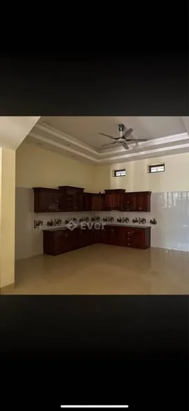 Bán nhà 3 tầng mặt đường Tuệ Tĩnh kéo dài - Ninh Tiến Diện tích: 105,6 m2, mặt tiền 6 m