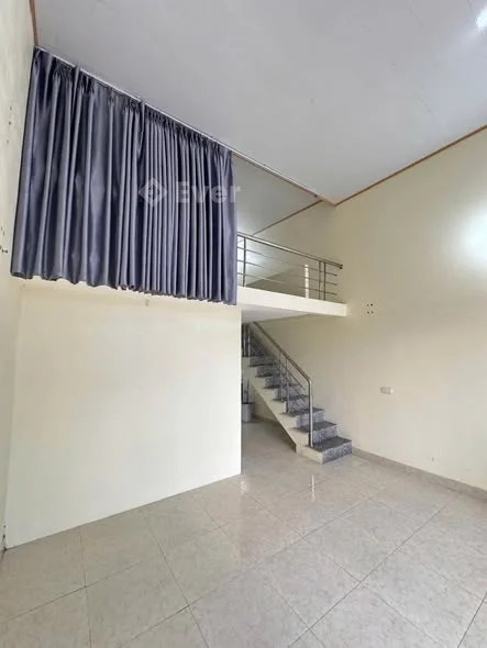 – CHỐT NGAY NHÀ ĐẸP GIỮA LÒNG THÀNH PHỐ! BÁN NHÀ CẤP 4 TRONG NGÕ