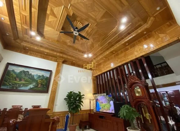 NHÀ 3 TẦNG SIÊU ĐẸP - NỘI THẤT XỊN XÒ - GẦN UB NAM BÌNH CŨ-