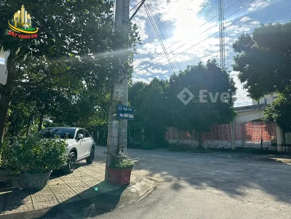 Bán lô đất đẹp ngõ 179 đường nam thành phường phúc thành sau sân bóng anh khoa S=102m2 - Thỏa thuận - 102m²