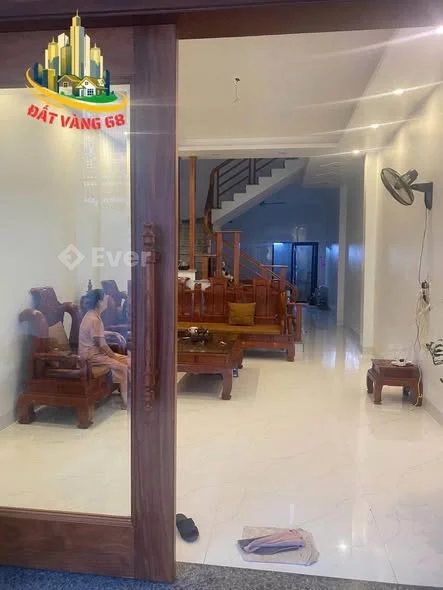 BÁN NHÀ 3 TẦNG NAM BÌNH GẦN CẦU ĐÁ SANG 700 GIƯỜNG (3 NGỦ - 3WC)