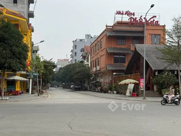 Cho thuê nhà khu Tân An - Phố Cổ Hoa Lư cạnh nhà hàng Phố Xưa(Nhà số 5-7 Ngõ 10 Tràng An) - 15 triệu - 114m²