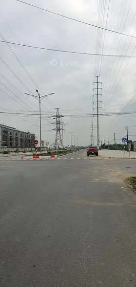 Chào bán lô đất Áp ve nằm trên đường Trịnh Tú Ninh Khánh Hoa lư Ninh Bình