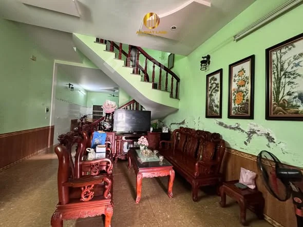 BÁN NHÀ TẦNG MẶT ĐƯỜNG KINH DOANH NINH TIẾNDiện tích 78m2, mặt tiền 5mHướng Tây