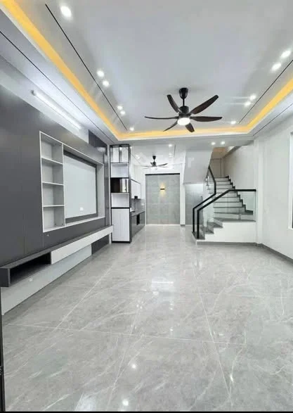 Bán nhà 3 tầng ngõ đường Lương Thế Vinh đoạn gần Thành Chung Diện tích 47m