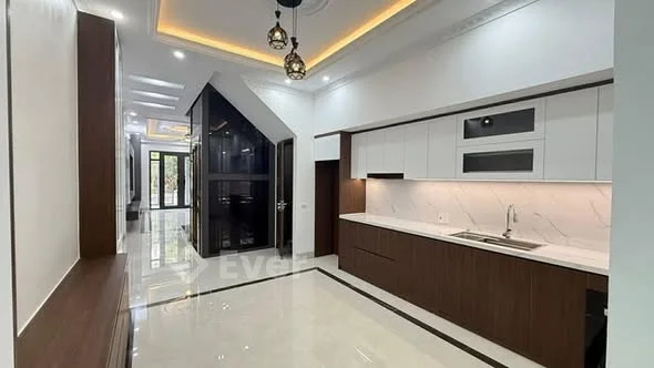 NHÀ MẶT ĐƯỜNG KĐT THỐNG NHẤT – THANG MÁY – GARA Ô TÔ – FULL NỘI THẤT