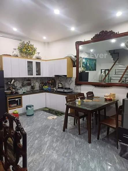 Quang trung giá chỉ 1790 Ô tô đỗ quanh năm cách nhà 15m.Khu vực lõi trung tâm phố