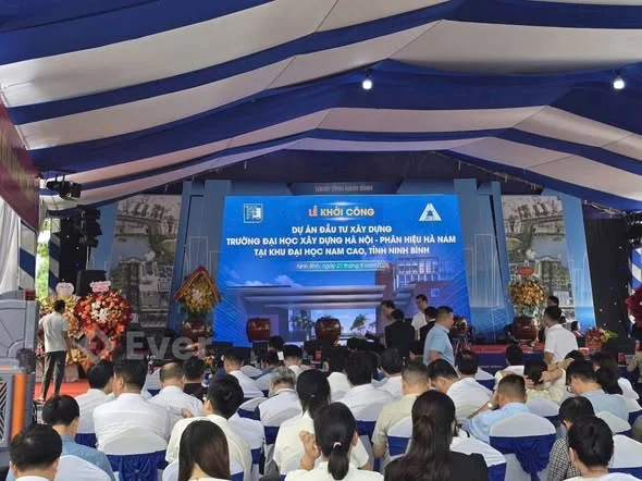 ĐÓN SÓNG KĐT KIM THÀNH TIÊN NỘI XÂY DỰNG SHOPHOUSE .CHÍNH CHỦ GỬI BÁN LÔ ĐẤT THUỘC LK8