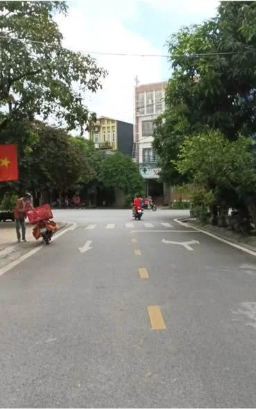 Bán đất gần hồ vân sơn cách hồ vân sơn và đường 24/8 tầm 20mDt 80m mặt 5m vuông vắn