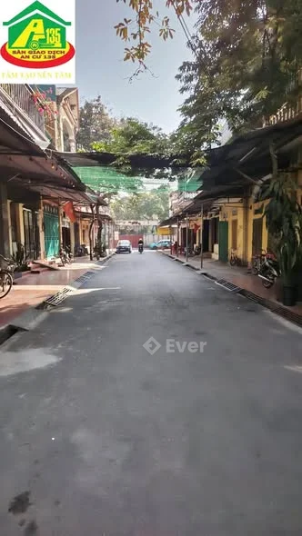 Bạn nha Trướng Hán Siêu 3 tầng Đt 4.1 65 Hoa Lư ( Nam Thành)