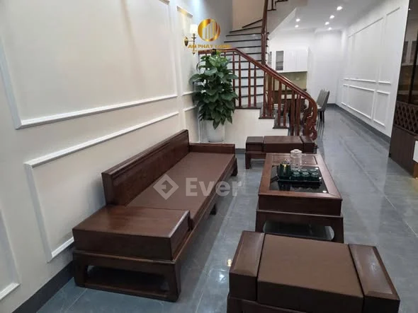 NHÀ MỚI TRUNG TÂM NAM THÀNH – VỊ TRÍ HIẾM • DT 75,2m², MT 4m – đường 6m, vỉa hè 3m • Hướng Đông Bắc