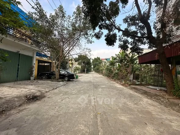 Bán lô đất phân lô rẻ nhất gần Sản Nhi, gần cầu Bông Lau Diện tích: 80 m2, mặt 4 m